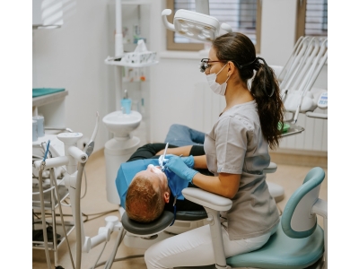 Hledáme dentální hygienistku do Frýdku-Místku